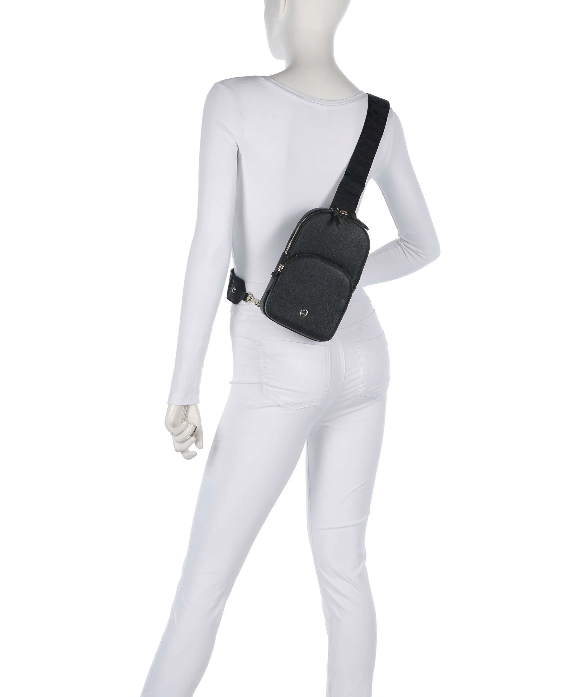 Aigner Zita Sling rugzak black - Image 3
