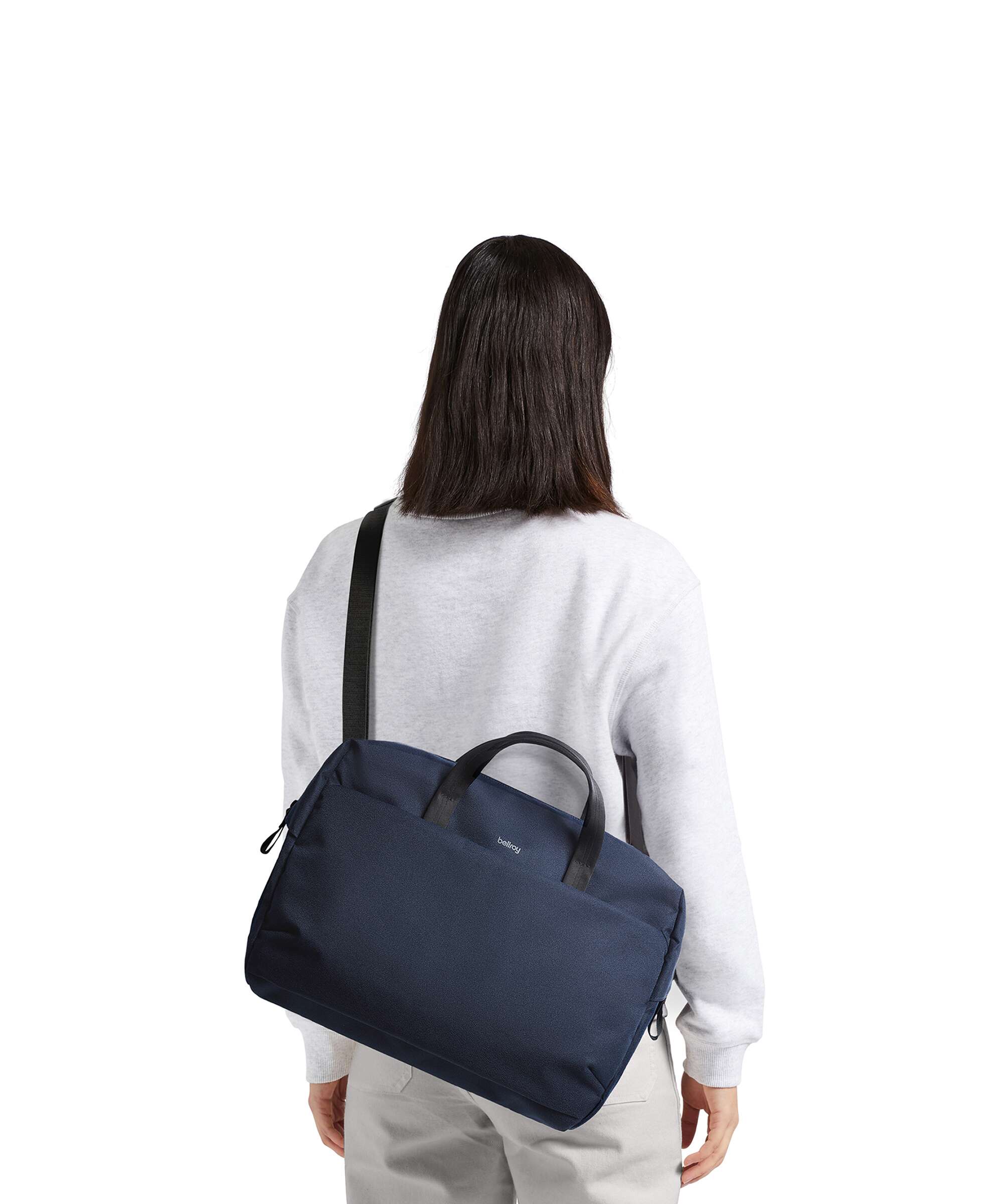 Bellroy Via 14 Aktetas navy - Image 3