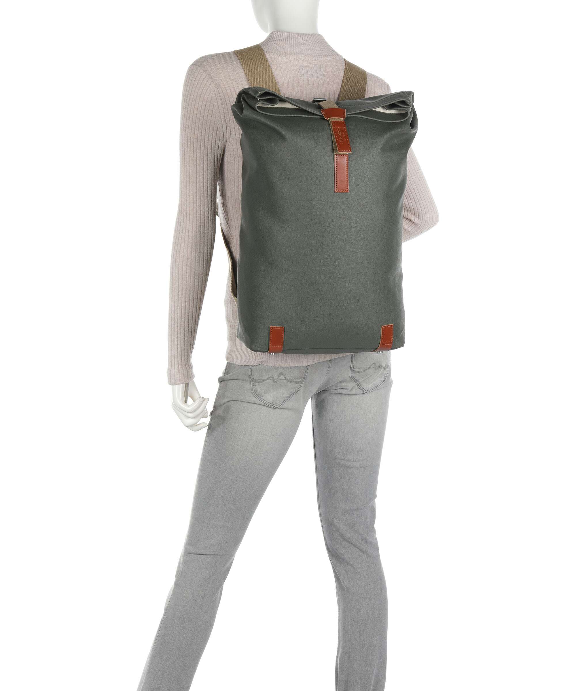 Brooks England Pickwick Cotton Canvas Large Rolltop rugzak sage green/honey details - Image 3
