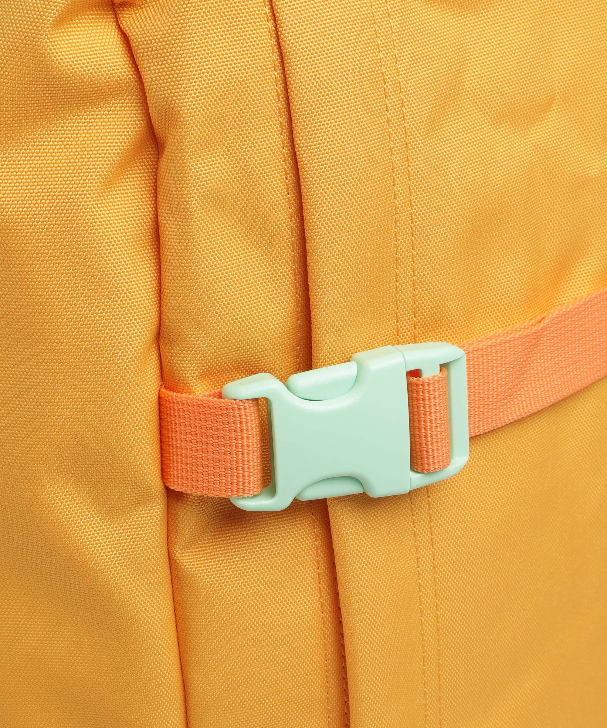 Cabin Zero Classic 44 Reis rugzak honeycomb - Image 6