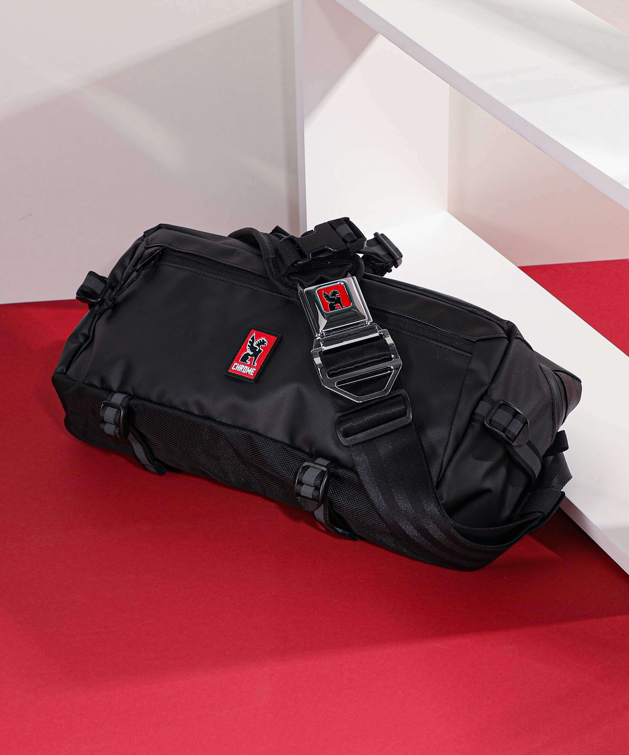 Chrome Kadet Crossbody tas black tarp - Image 6