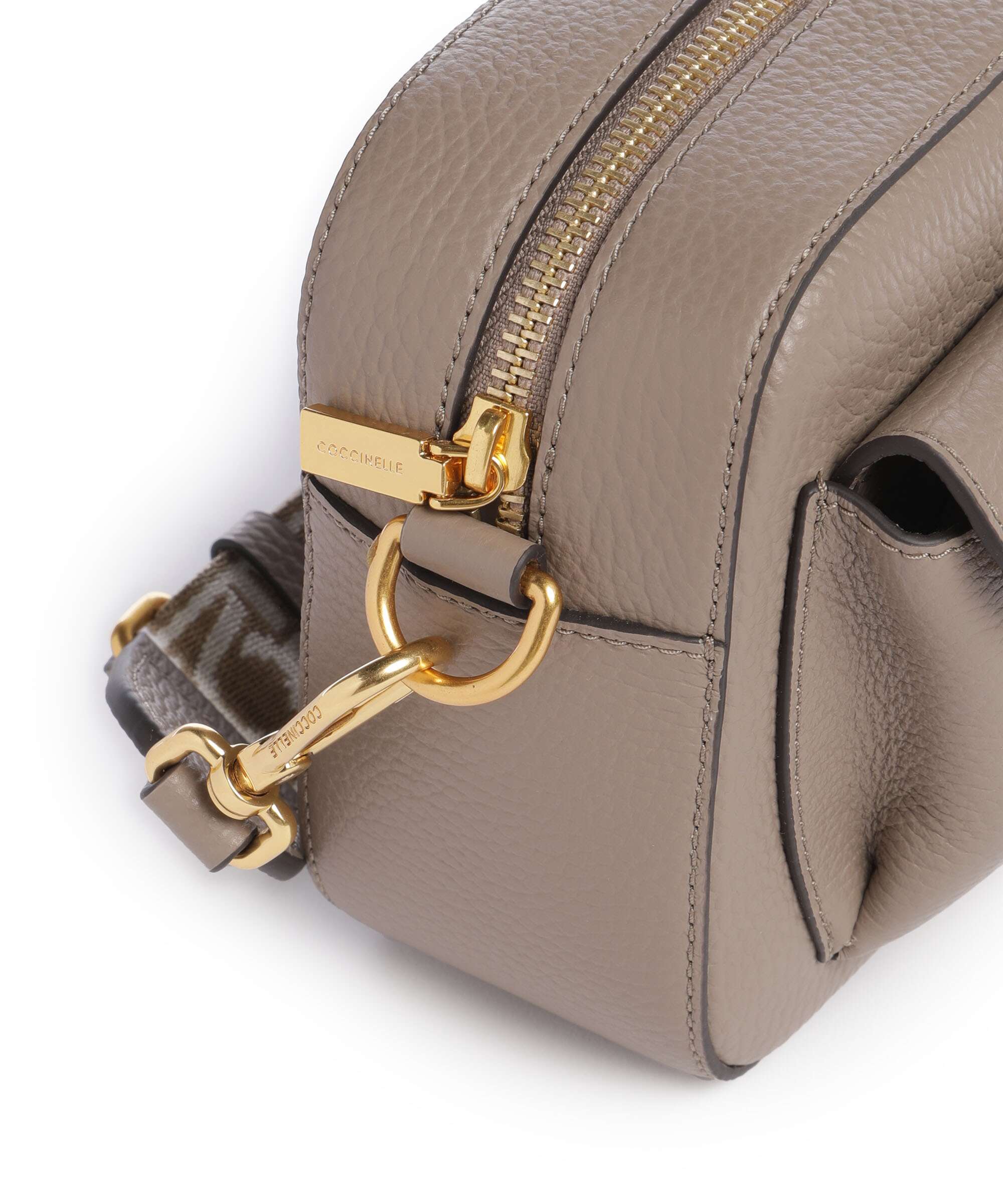 Coccinelle Beat Soft Ribbon Crossbody tas warm taupe - Image 4