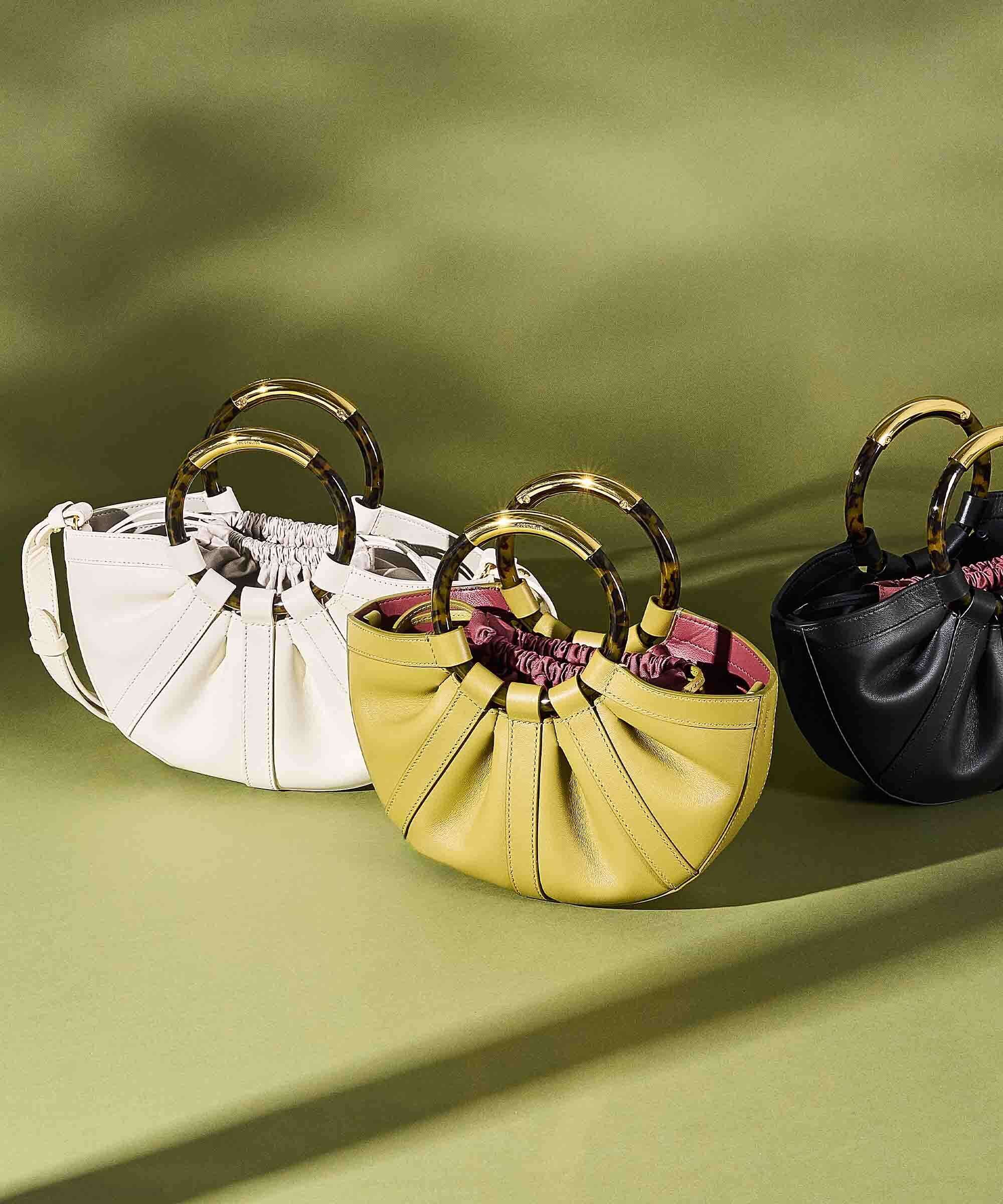 Coccinelle Shell Handtas pearl - Image 2