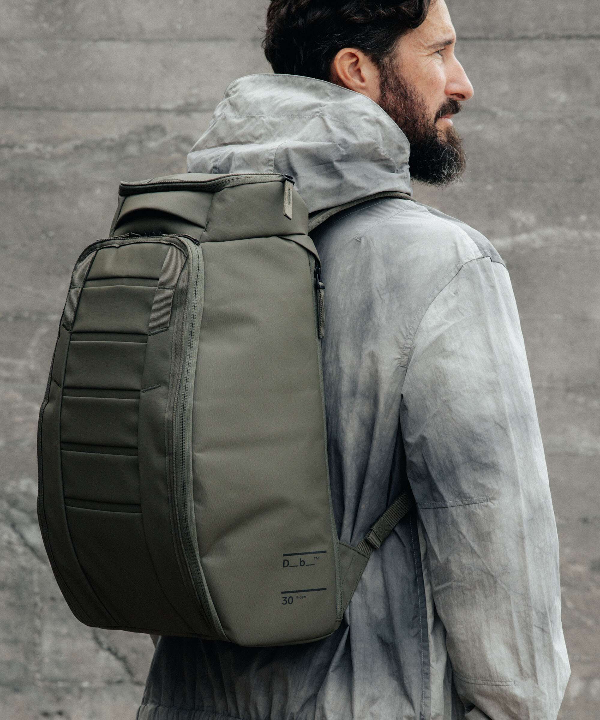 Db Hugger 30 Rugzak sand grey - Image 3
