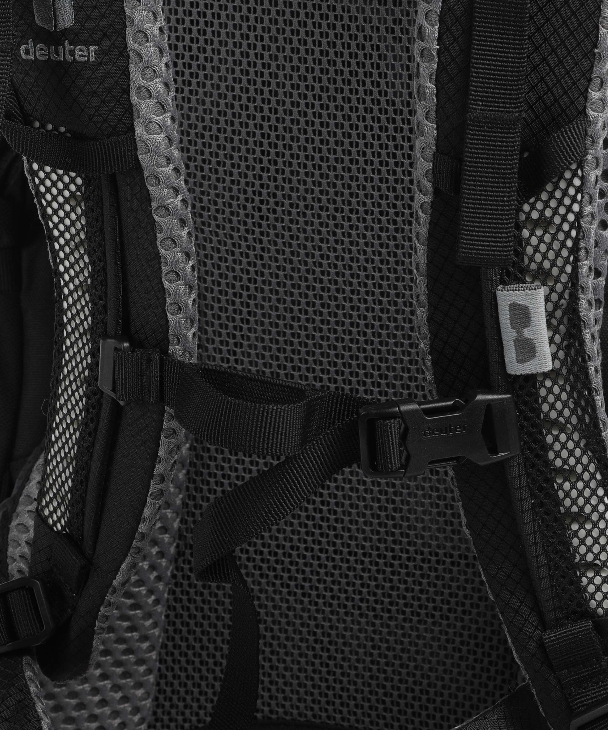 Deuter Futura 25 SL Wandelrugzak black - Image 3
