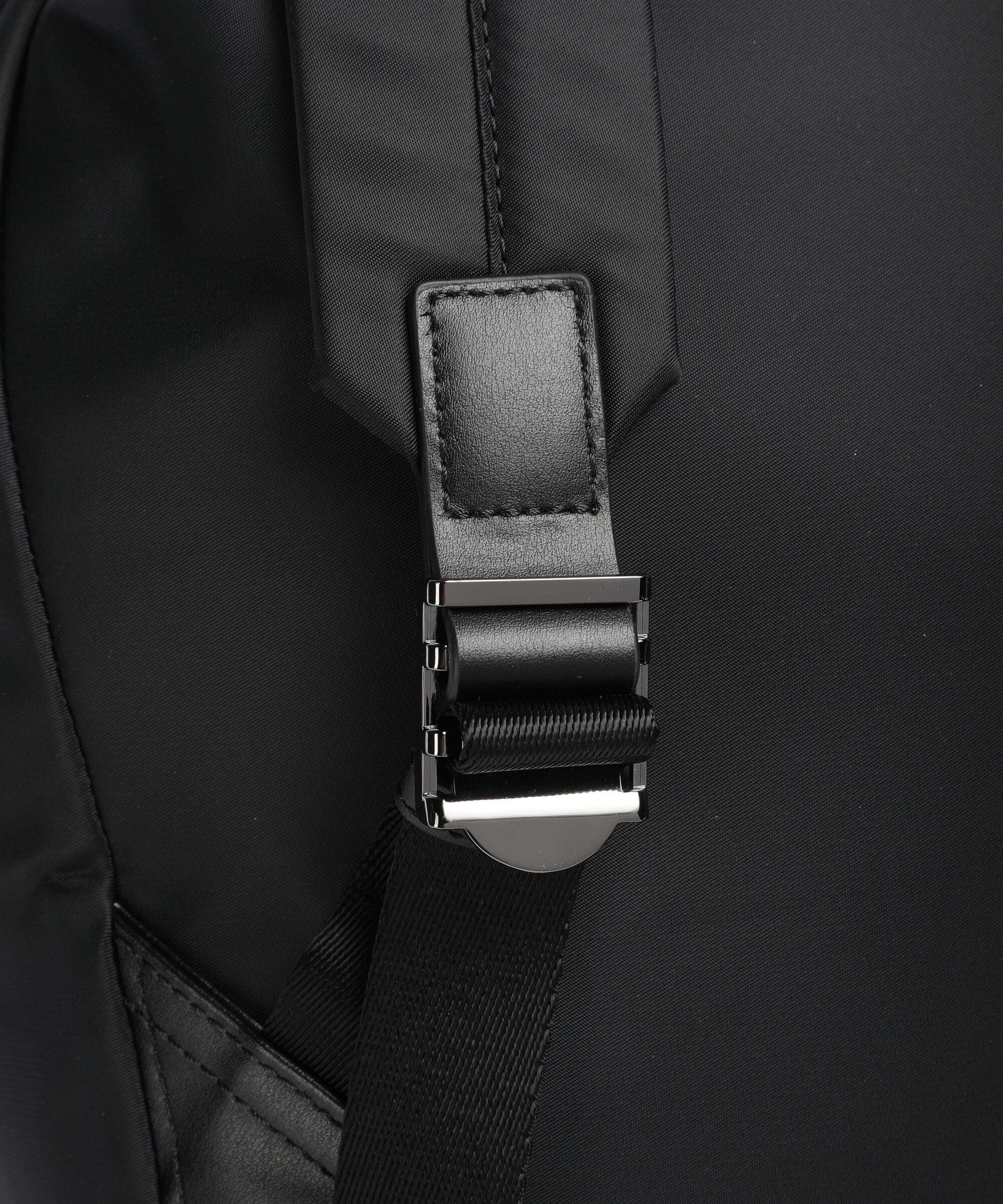 Emporio Armani Recycled Nylon Rugzak black beauty - Image 4