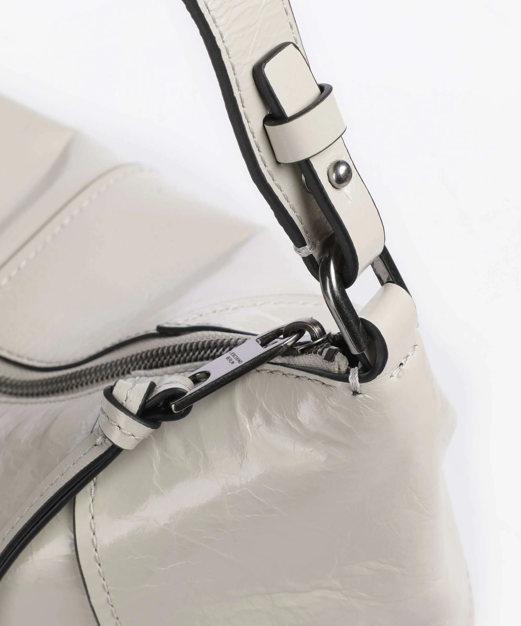 Liebeskind Mila Lack Distressed M Hobo tas milk - Image 4