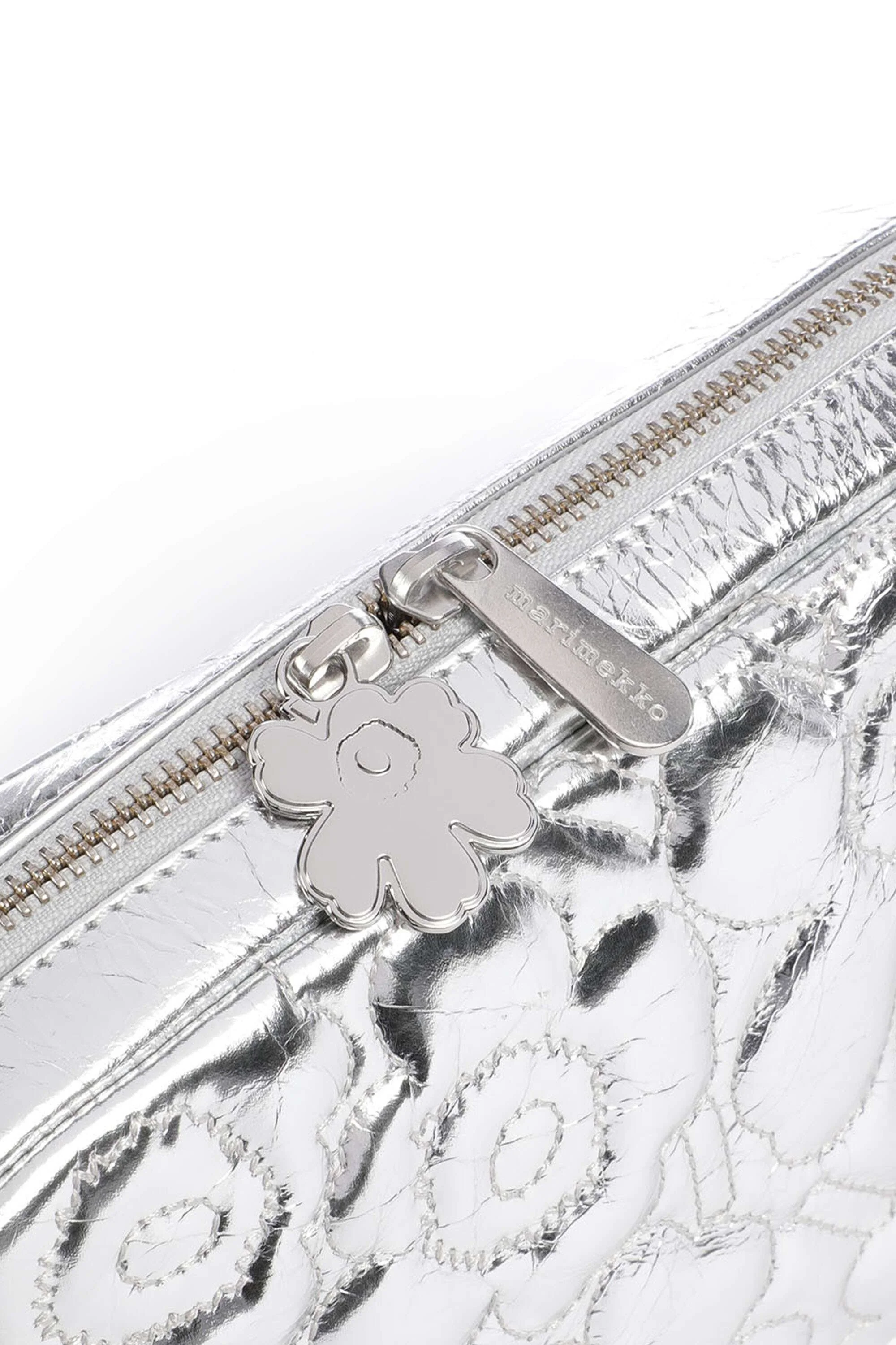 Marimekko Gratha Soft Unikko Crossbody tas silver - Image 4