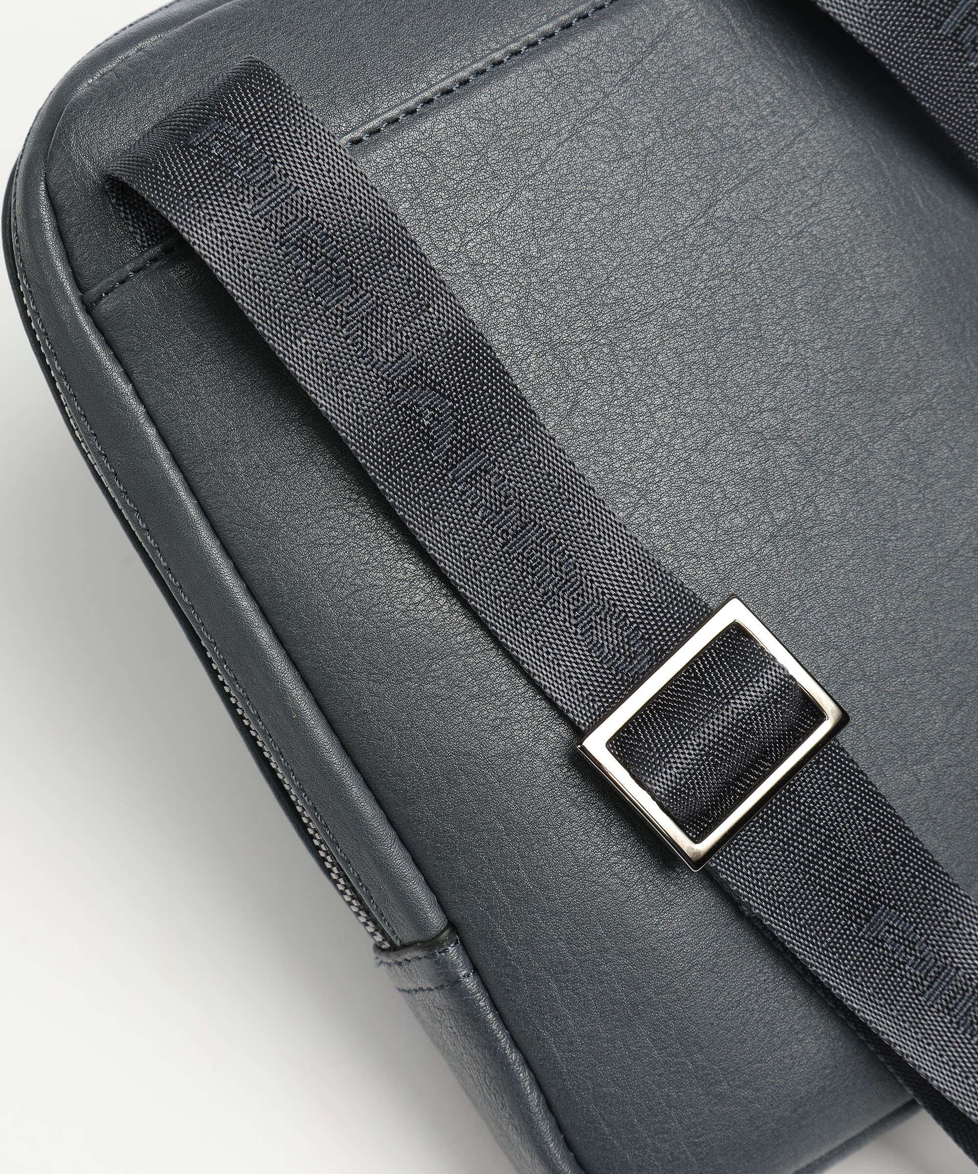 Piquadro Black Square Crossbody tas blue ocean - Image 3