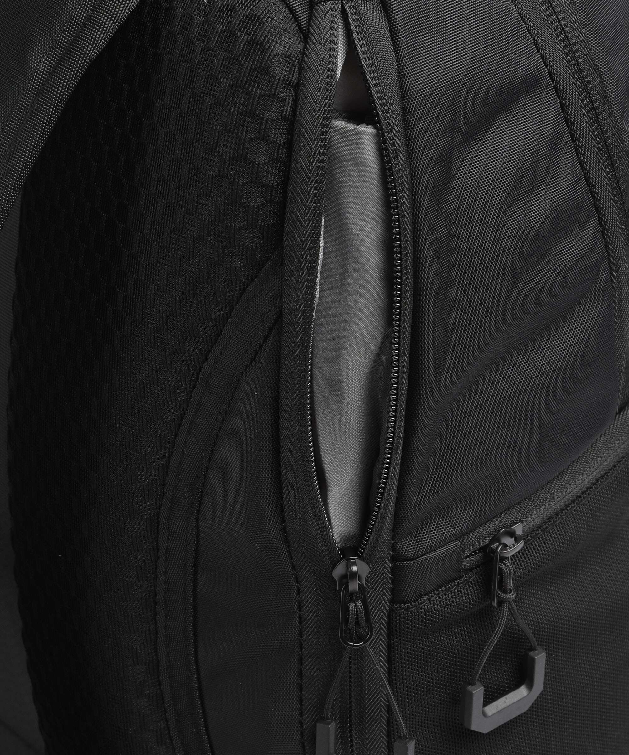 Travelite Venture Line M Rugzak black - Image 6