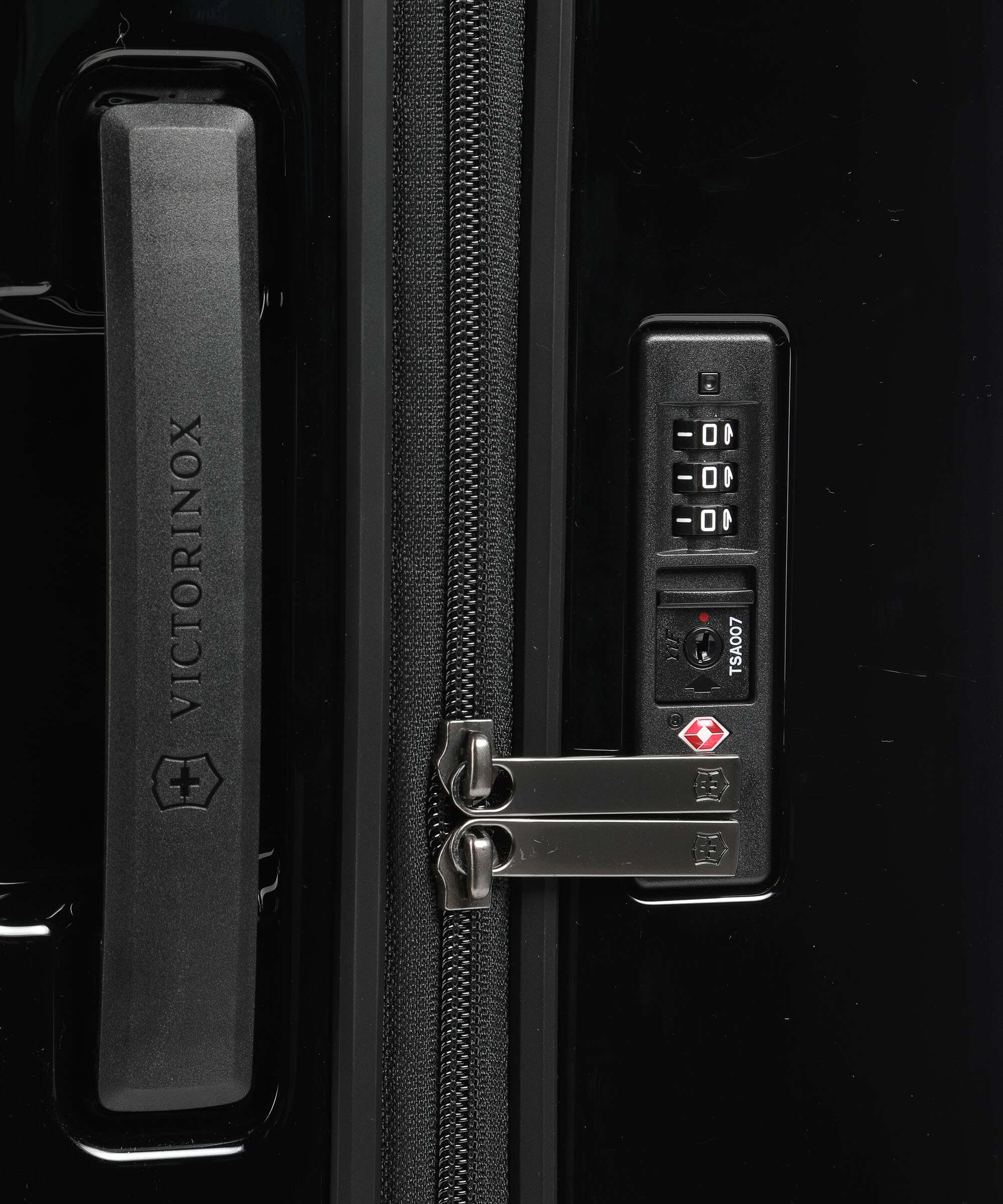 Victorinox Airox Medium Trolley (4 wielen) black - Image 3