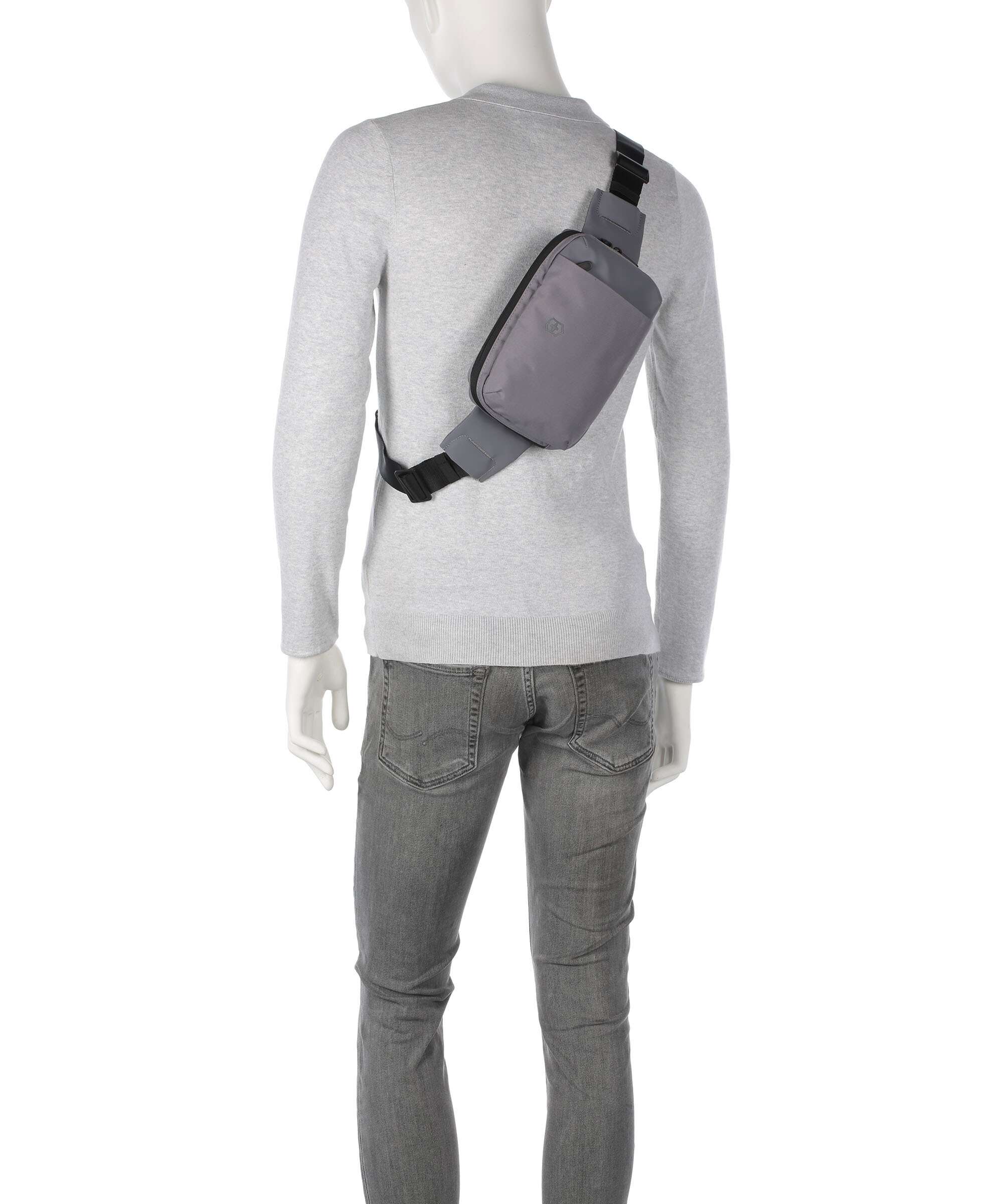 Victorinox Travel Essentials Heuptas grey - Image 4