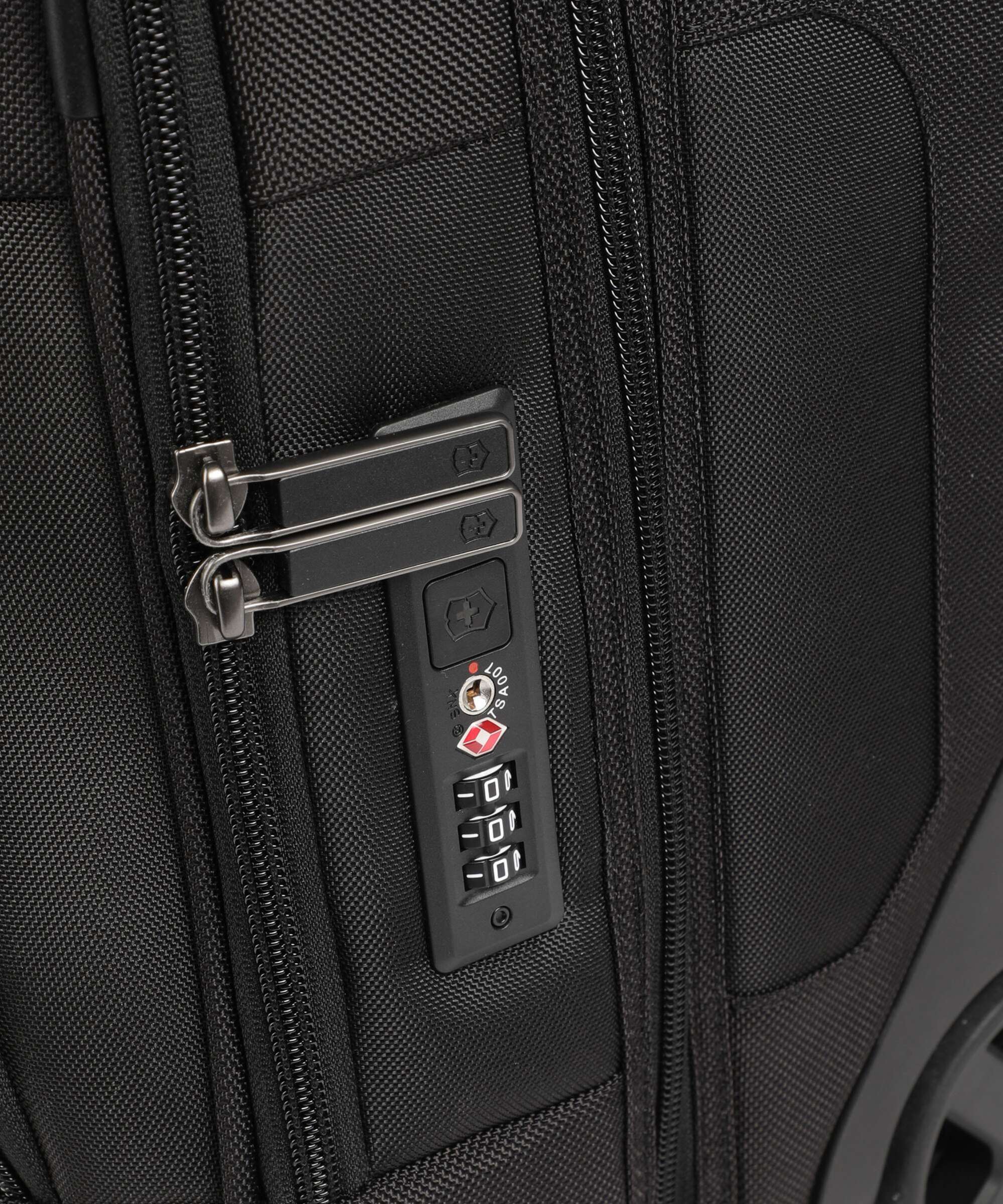 Victorinox Werks Traveler 7.0 Laptop trolley black - Image 3